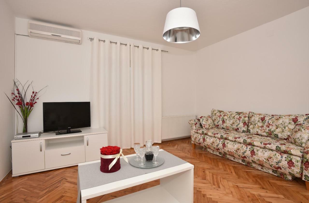 Ivana Apartments Makarská Exteriér fotografie